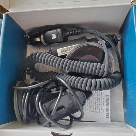 Magellan Roadmate 1440 GPS Navigator  System Pre-loaded Maps - Picture 7 of 7